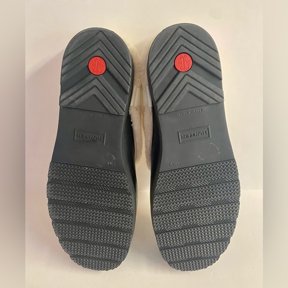 NWOT Hunter Vegan Shearling comfort lined clogs.In Excellent condition.Size 11 - Picture 10 of 13